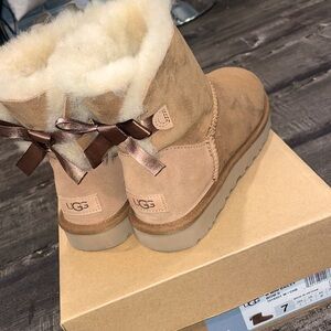 Ugg Bailey bow II
